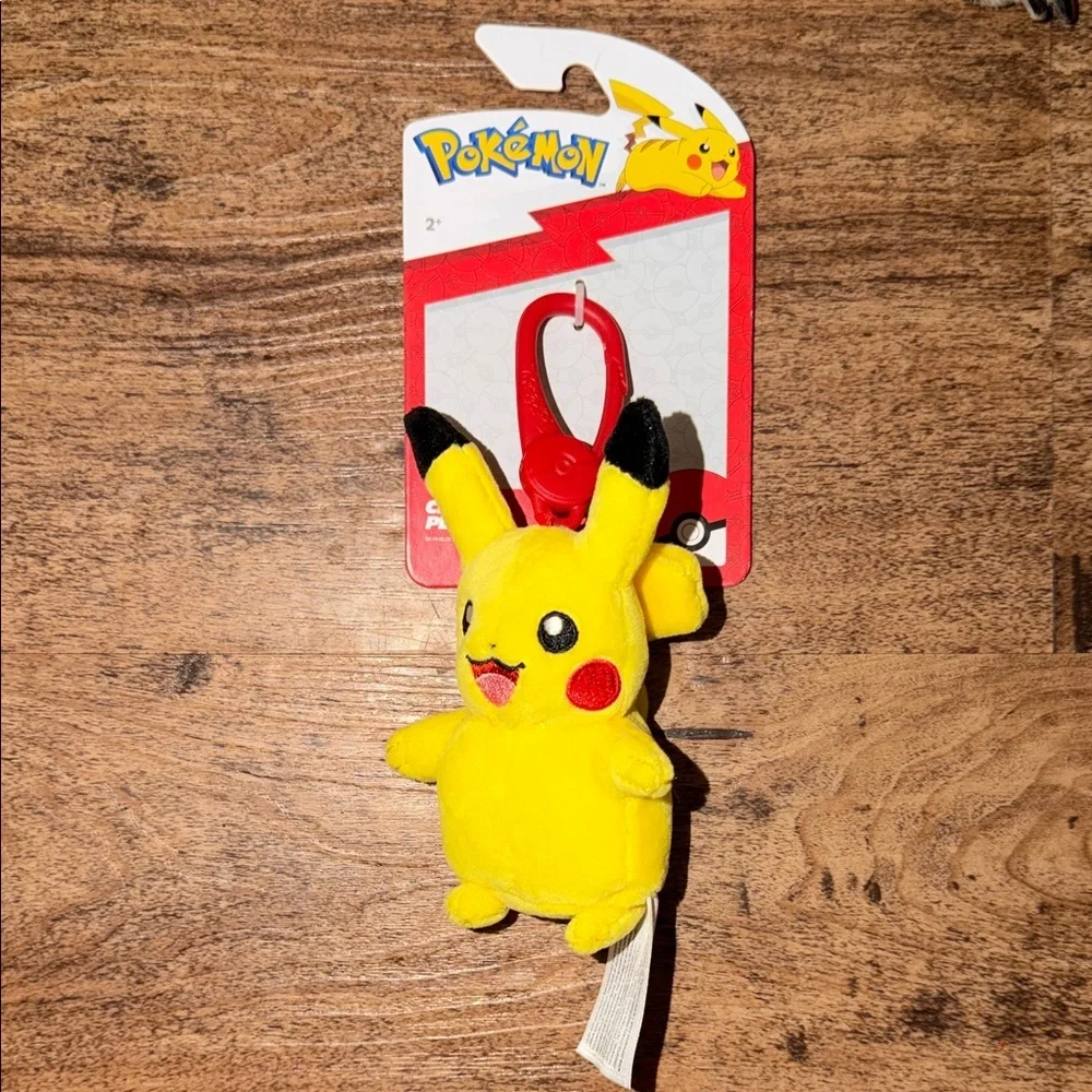 Pokémon Pikachu Keychain Plush